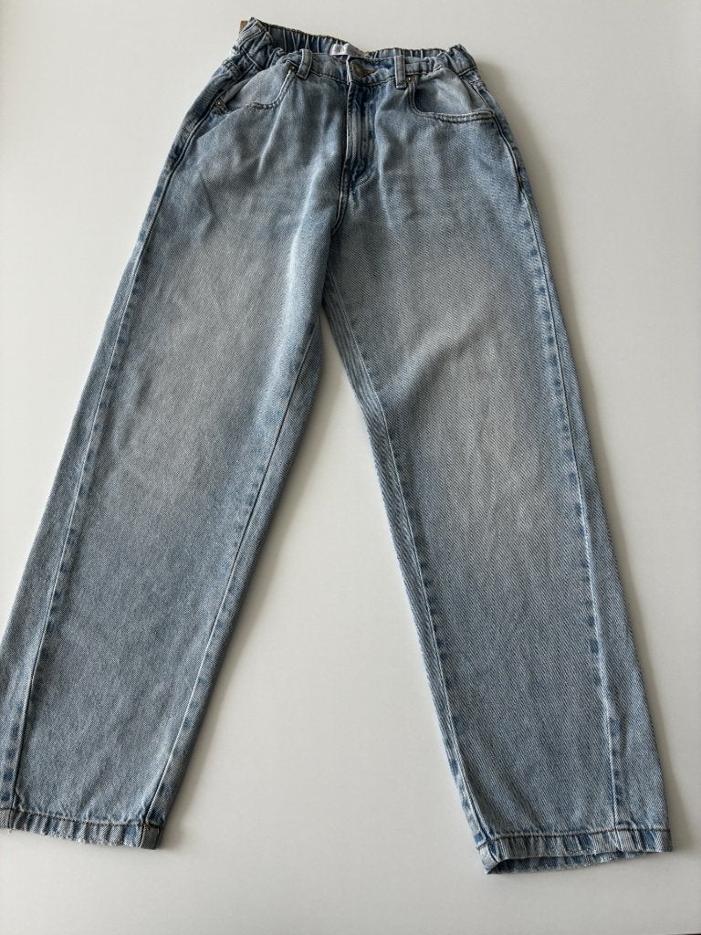 Lichtblauwe jeansbroek van ZARA maat 152, in perfecte staat!, Broek, Ophalen of Verzenden, Zo goed als nieuw, Zara