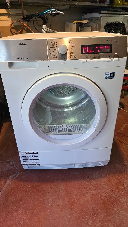 AEG droogkast warmtepomp, Elektronische apparatuur, Ophalen, Gebruikt, Condens, Energieklasse A of zuiniger