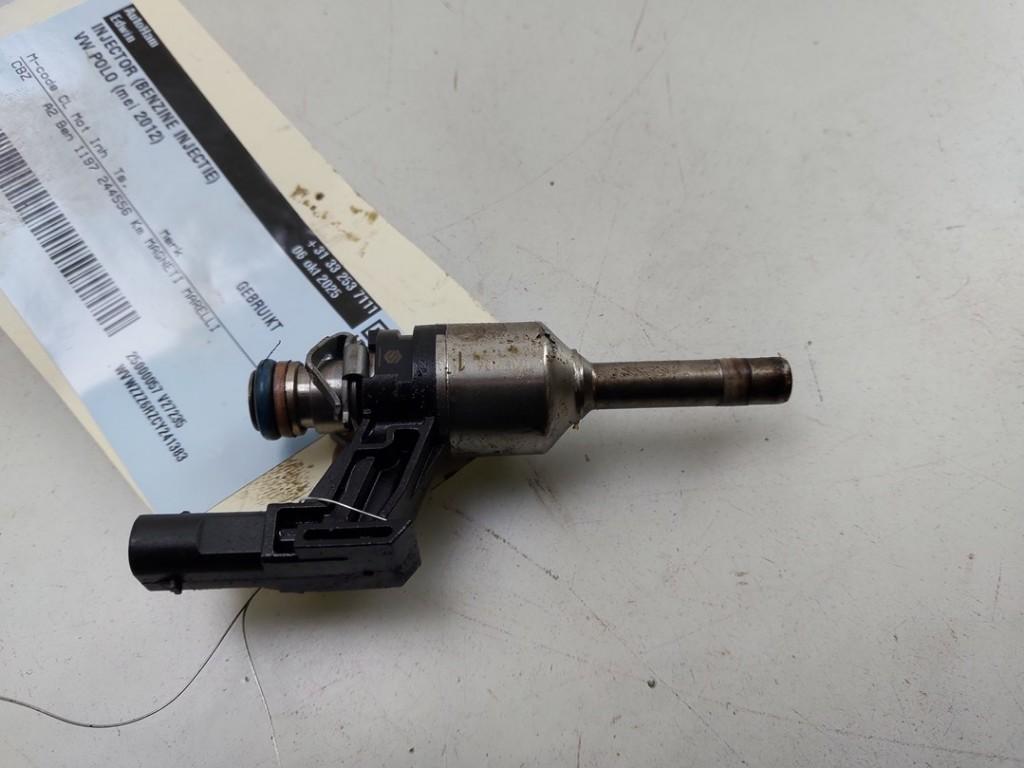 INJECTEUR Volkswagen Polo V (6R) (|03F906036B|), Autos : Pièces & Accessoires, Systèmes à carburant, Volkswagen, Utilisé