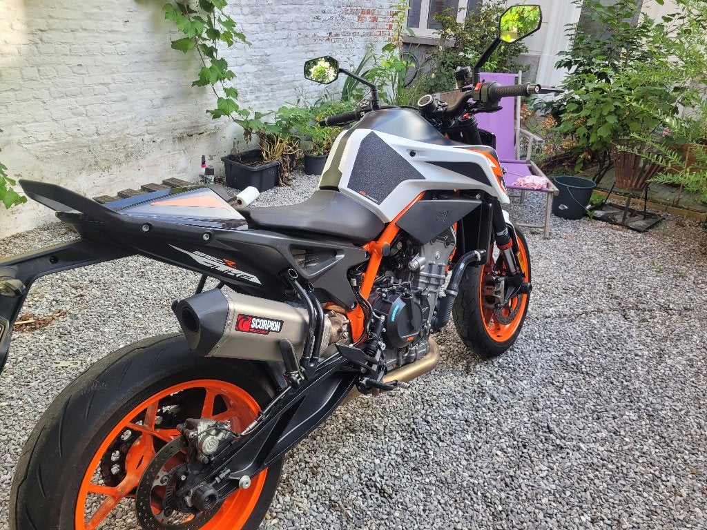 Ktm Duke 890 R - 15 000 km, Motos, Permis Moto A, Occasion, Plus de 35 kW, 2 cylindres