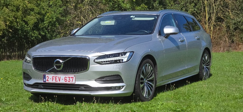Volvo V90 T4 Momentum | 190PK, Auto's, Volvo, Dealer onderhouden, 158 g/km, 4 cilinders, 1969 cc