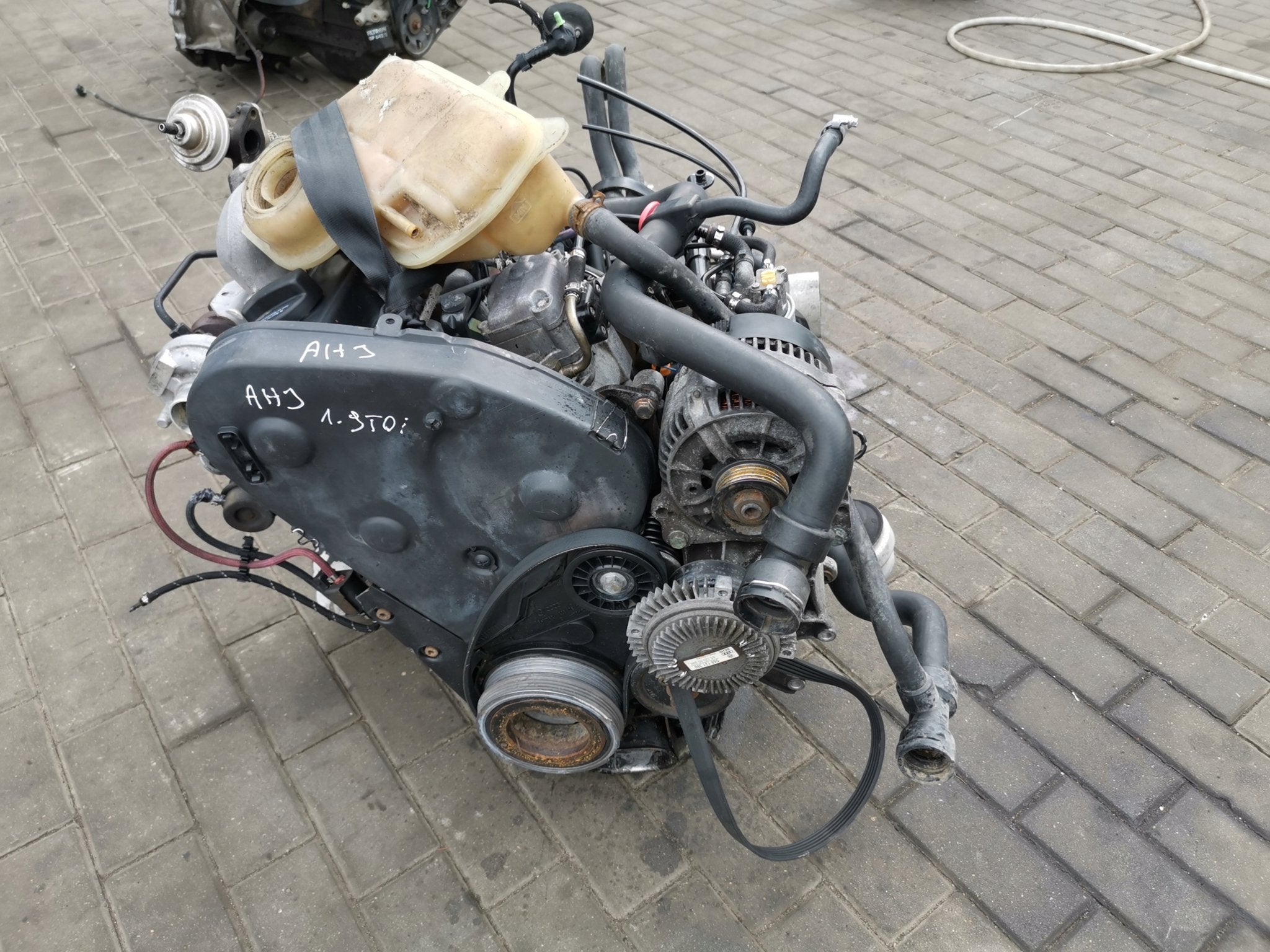 Moteur AHU Complet TOLEDO SEAT ALHAMBRA A4 VW POLO VENTO, Envoi, Utilisé, Skoda