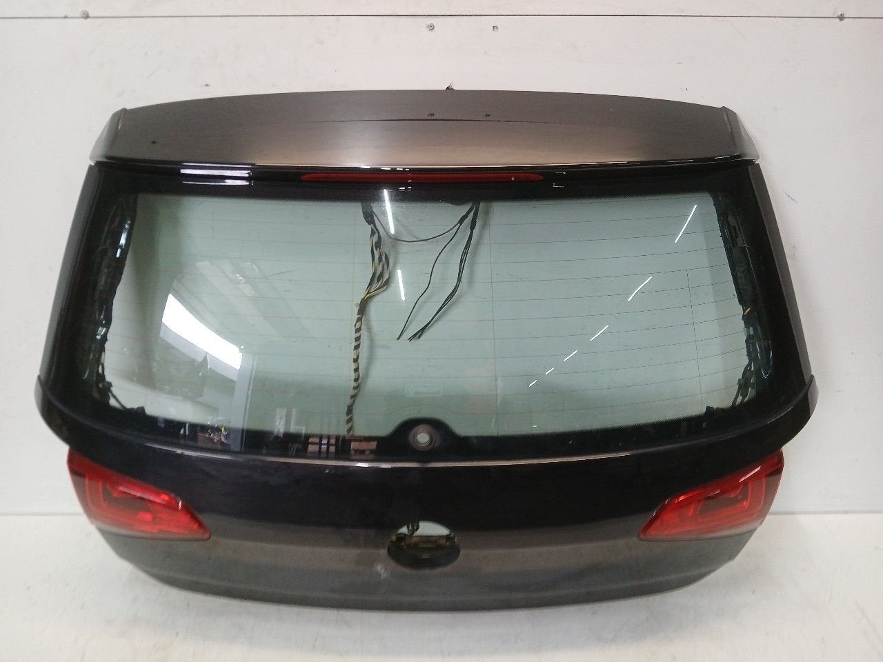 Achterklep Volkswagen Golf, Onderdelen@venauto.nl, Van der Ven Autorecycling B.V., Gebruikt, Ettenseweg 76, 4706 PB Roosendaal, The Netherlands