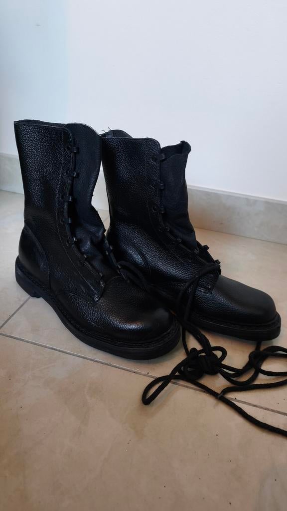 Bottines ABL Rugak vintage années 1970 T41 neuves, Collections, Objets militaires | Général, Autres, Enlèvement