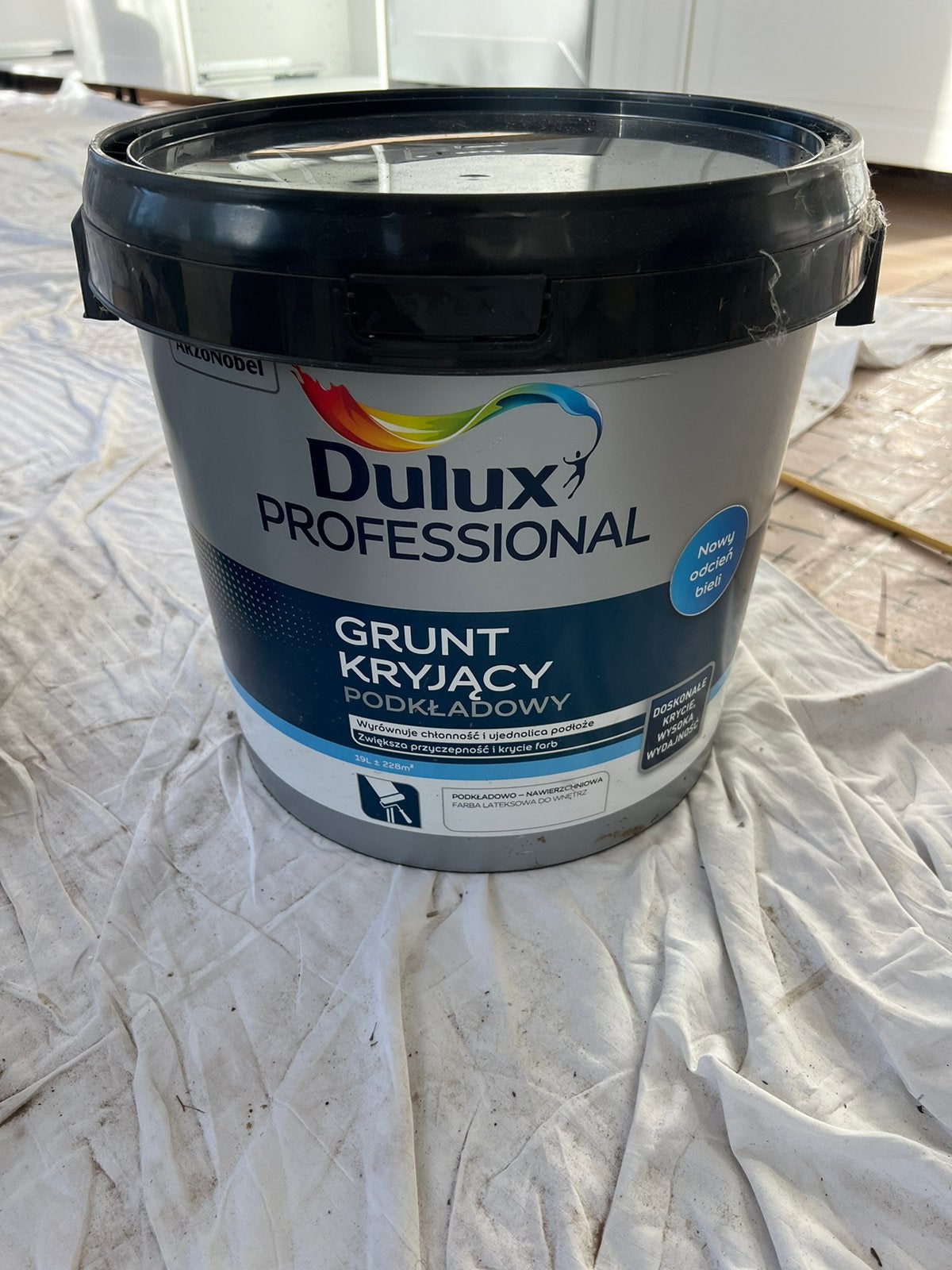 Primer dulux 19l, Doe-het-zelf en Bouw, Ophalen, Wit, Nieuw, Verf