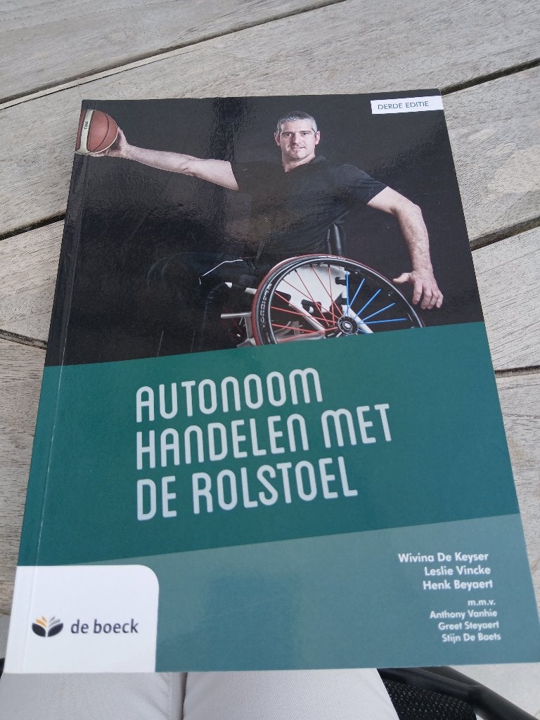 Autonoom handelen met de rolstoel, Ophalen of Verzenden, Zo goed als nieuw