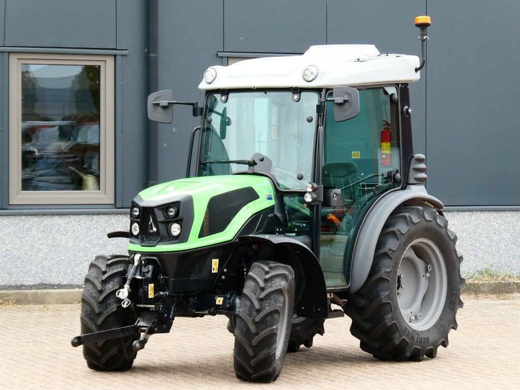 Deutz 3050 4wd, Autres marques, Jusqu'à 2500, Infonl@deutz.com, Jusqu'à 80 ch