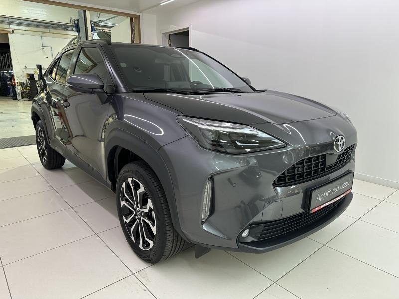 Toyota Yaris Cross 1.5 HYB EXECUTIVE + EXECUTIVE PACK, Argent ou Gris, Achat, Euro 6, Ordinateur de bord