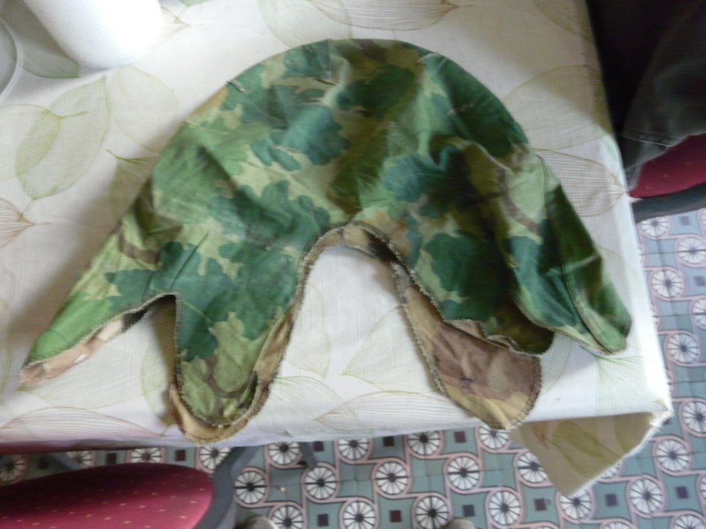Vietnamese Mitchell camouflagehelmhoes 1970, Ophalen of Verzenden, Landmacht, Helm of Baret