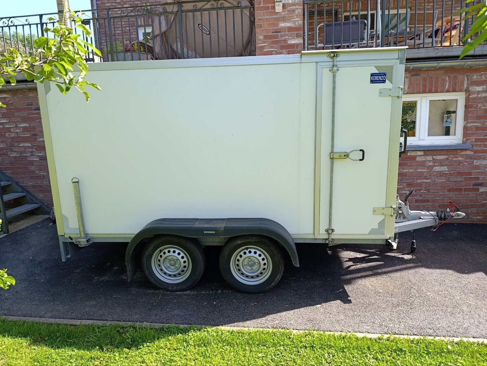 Geremde dubbelassige gesloten aanhangwagen van 750 kg, Auto diversen, Ophalen