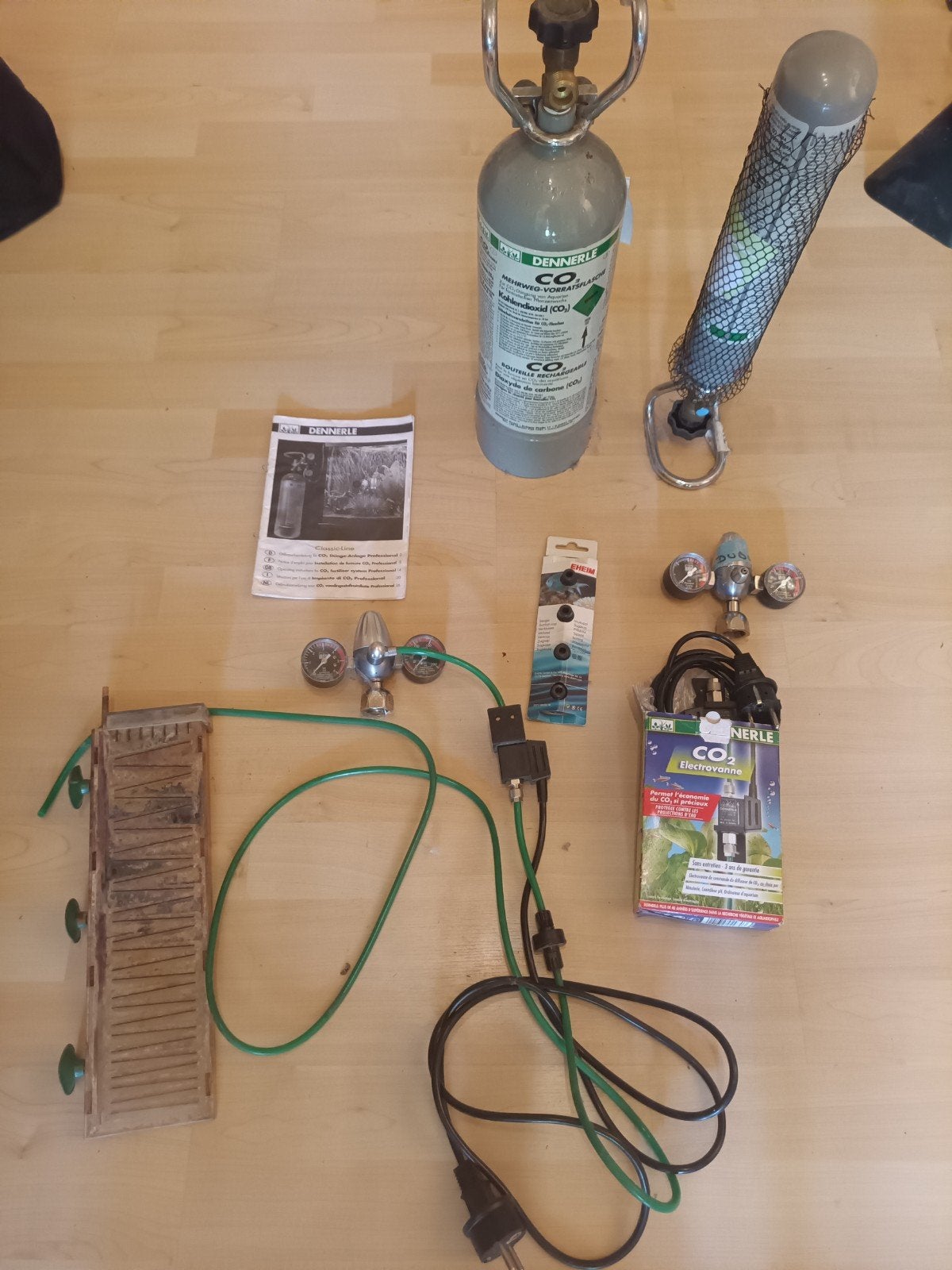 Système CO2 Denerle aquarium, Animaux & Accessoires, Poissons | Aquariums & Accessoires, Enlèvement