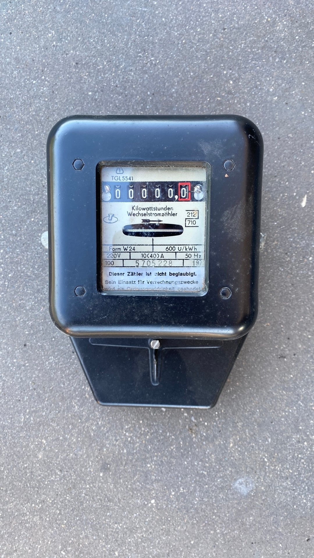 Kwh teller, Doe-het-zelf en Bouw, Meetapparatuur, Ophalen, Zo goed als nieuw