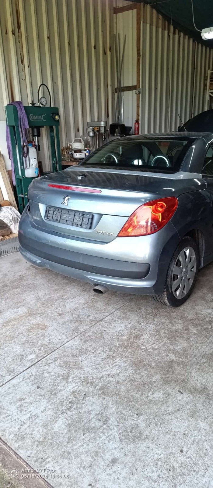 Peugeot 207cc 2007 voor onderdelen of opmaak, Autos, Peugeot, Argent ou Gris, Achat, Jantes en alliage léger, Cabriolet