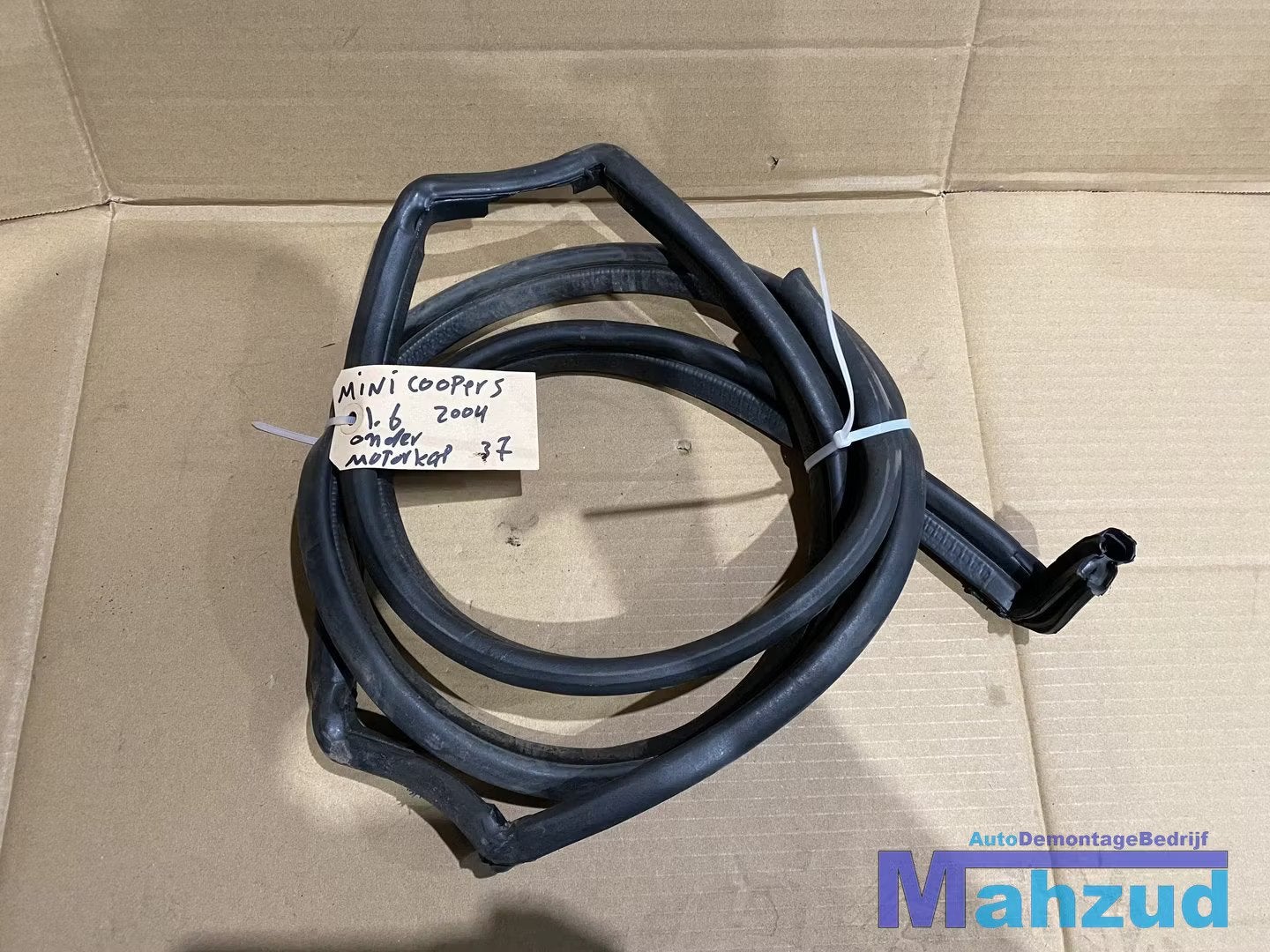 MINI COOPER ONE R50 R53 Motorkap rubber 2001-2006, Auto-onderdelen, Gebruikt, Customer.service@mini.co.uk, Mini, BMW AG