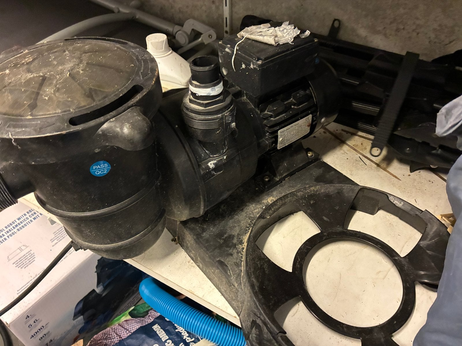Zwembad.  Pomp met zandfilter, Tuin en Terras, Ophalen, Gebruikt