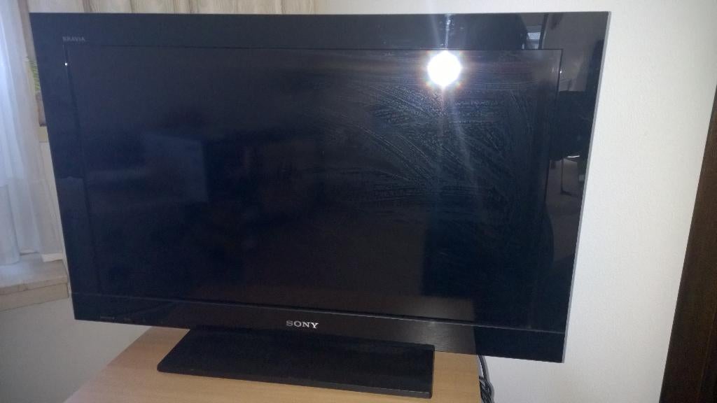 TV Sony Bravia LCD digital colours, Ophalen, Zo goed als nieuw, LCD, Sony