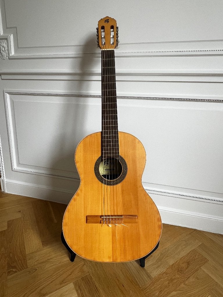Belle guitare classique espagnole Bros, Enlèvement, Utilisé, Guitare classique ou espagnole