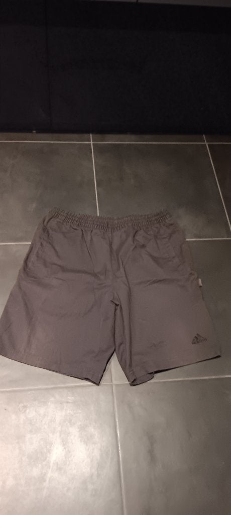 Mooie zwarte adidas short xl, Kleding | Heren, Sportkleding, Ophalen, Zo goed als nieuw, Maat 56/58 (XL), Algemeen