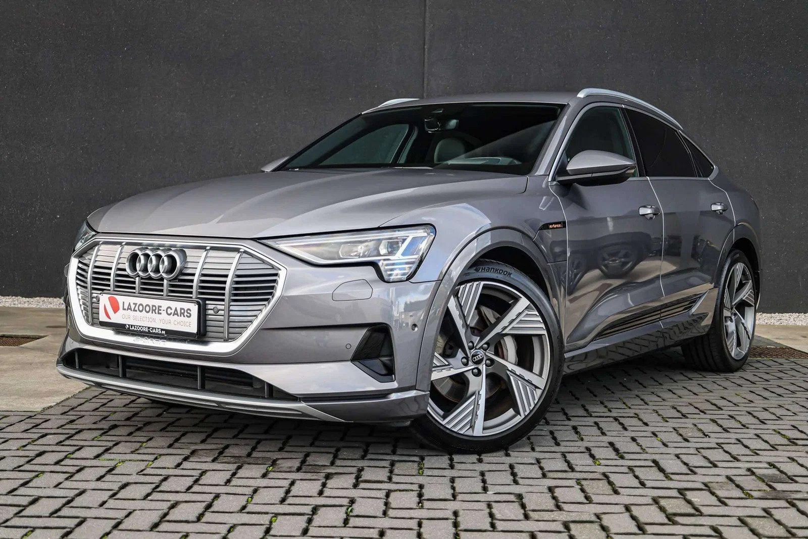 Audi Q8 e-tron Q8 Sportback e-Tron 95 kWh 55 Quattro 22 inch, Auto's, Automaat, Gebruikt, Zwart, 408 pk