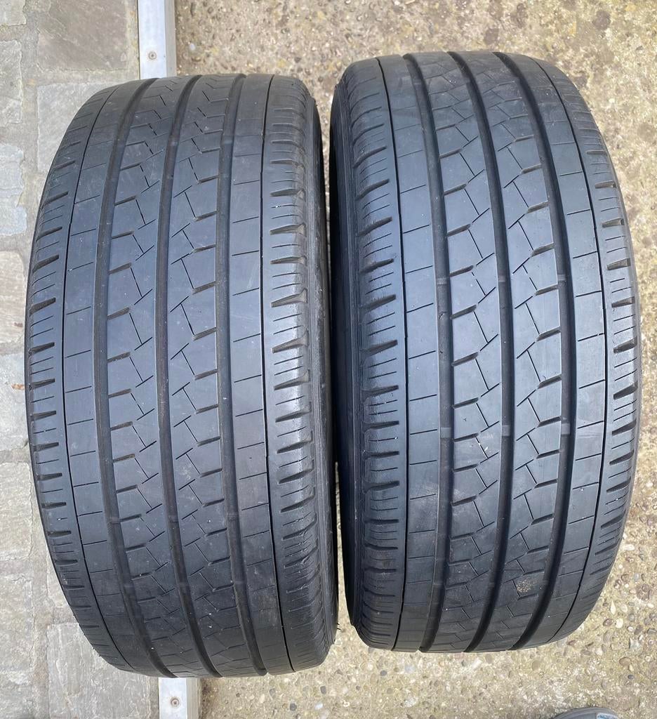 Bridgestone  Duravis 215/60 r 16c, Auto-onderdelen, Banden en Velgen, Ophalen