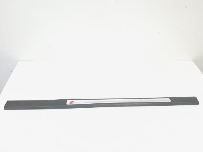 Marche-pied (list de couverture) droite d'un Audi A3, -, 3 mois de garantie, Audi, Utilisé