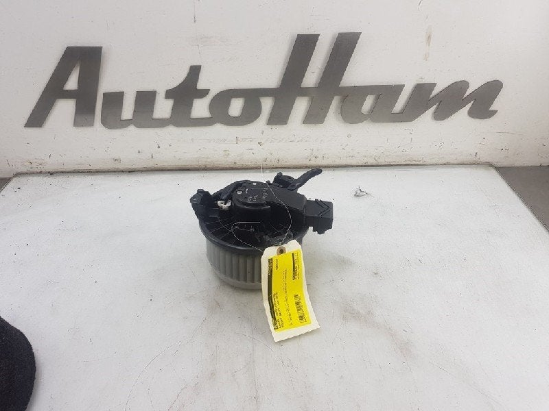 VENTILATEUR RADIATEUR MOTEUR Suzuki Swift (ZA / ZC / ZD), Suzuki-Allee 7
64625  Bensheim, DE, Suzuki Deutschland GmbH, Kontakt@suzuki.de