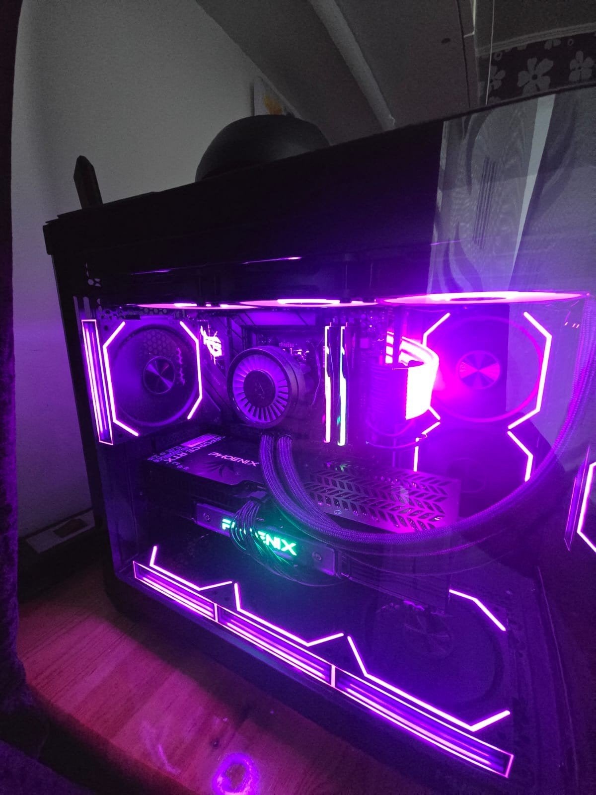 Pc Gamer ryzen 7 9800x3d 5070ti phenix, Informatique & Logiciels, Avec carte vidéo, Comme neuf, 4 Ghz ou plus, Gaming