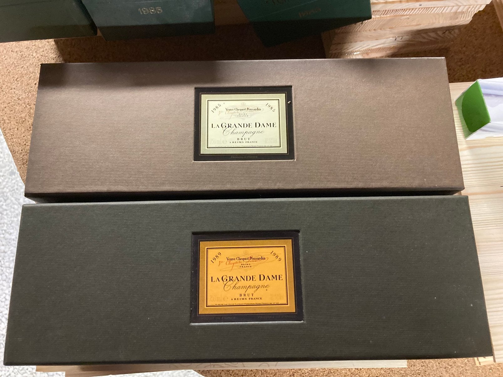 Lege champagne dozen, Verzamelen, Ophalen