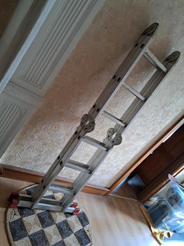 vouwladder, Ophalen, Zo goed als nieuw, Ladder, 2 tot 4 meter