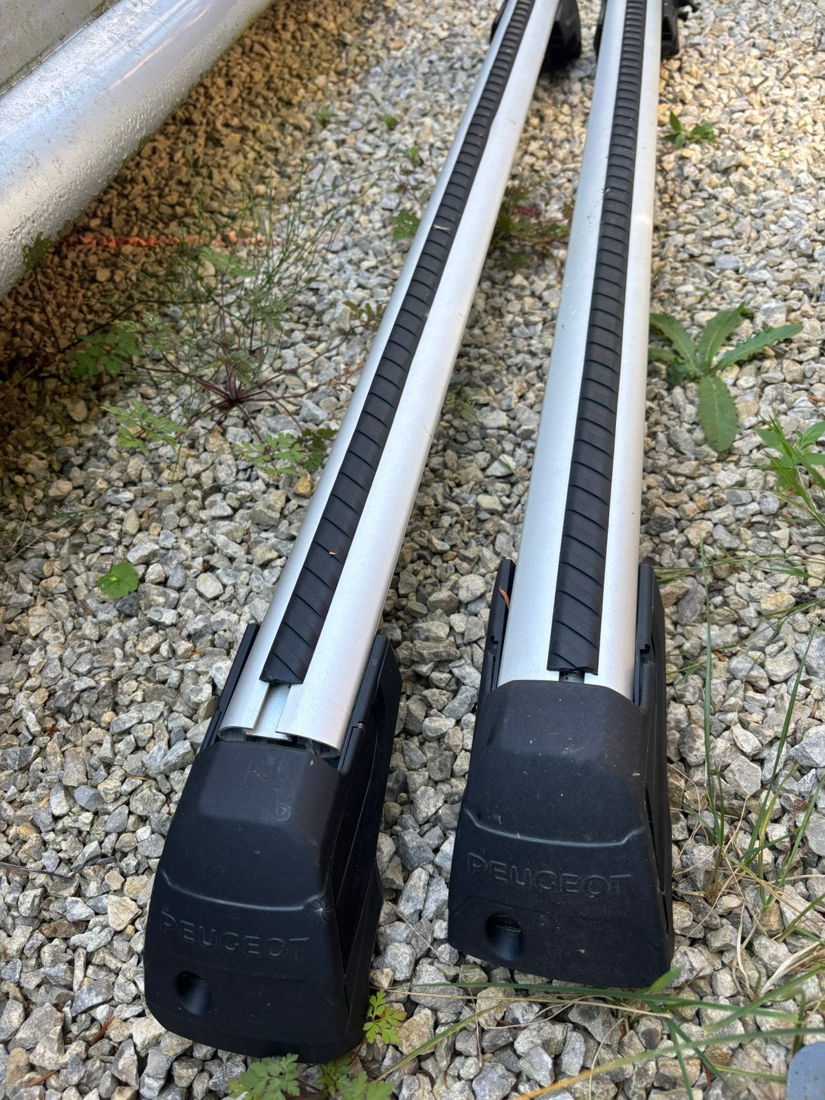 Dakbeugel voor Peugeot 3008 en 5008, Ophalen