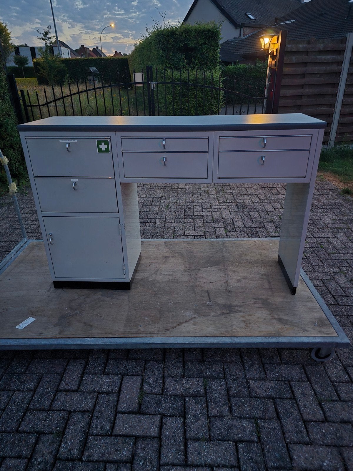 bureau, Ophalen