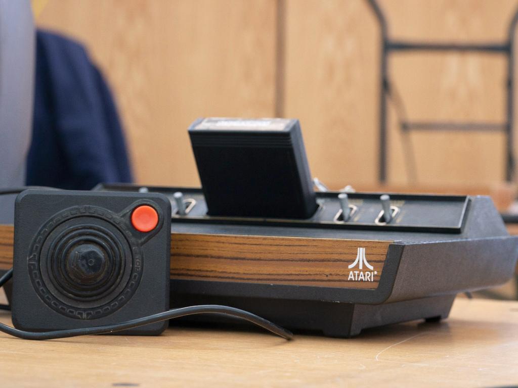 consoles de jeu video anciennes - vintage videospeletjes, Enlèvement, Utilisé