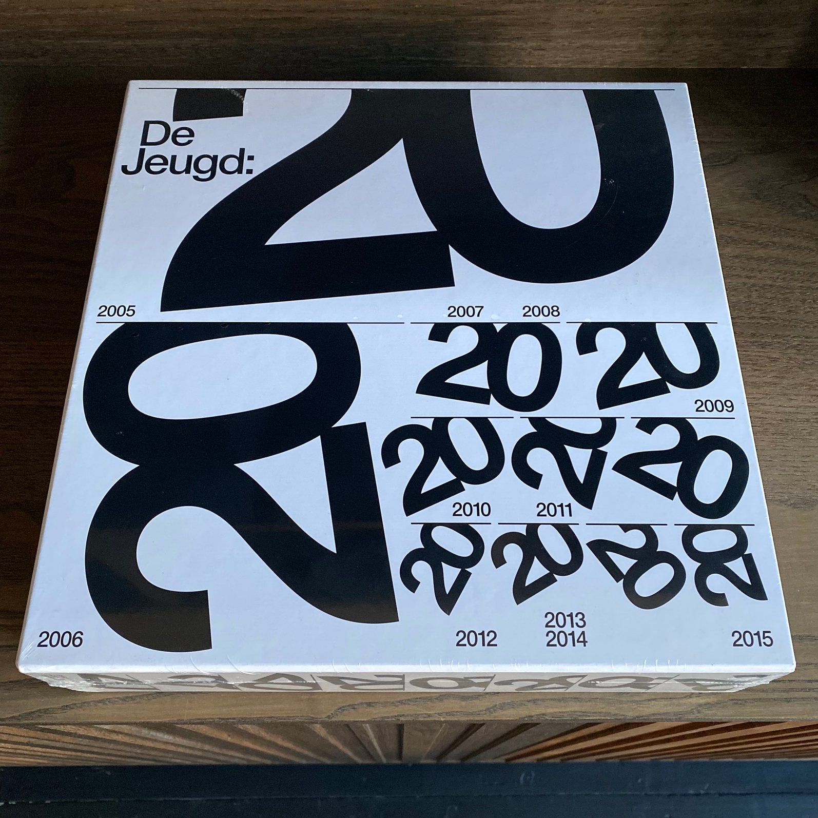 De Jeugd Van Tegenwoordig 20 Jaar Box Set 8 Albums 12xLP, Ophalen