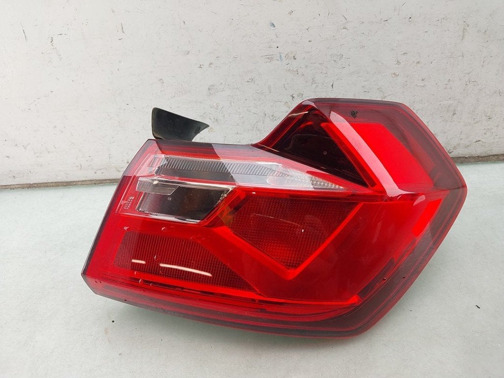 FEU ARRIÈRE DROIT Audi A1 Sportback (GBA) (|82A945070A|), Auto-Union-Straße  1,
85057  Ingolstadt, DE, Info@audi.de, Audi, Utilisé