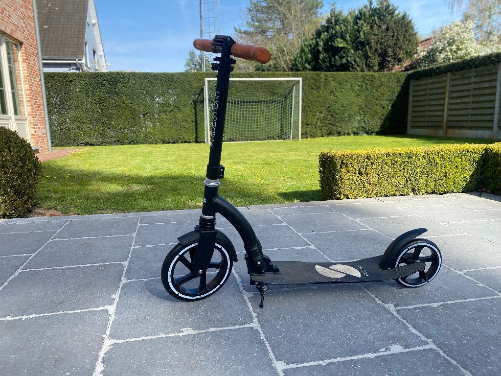 Retro step zwart, Vélos & Vélomoteurs, Trottinettes, Comme neuf, Step simple, Enlèvement
