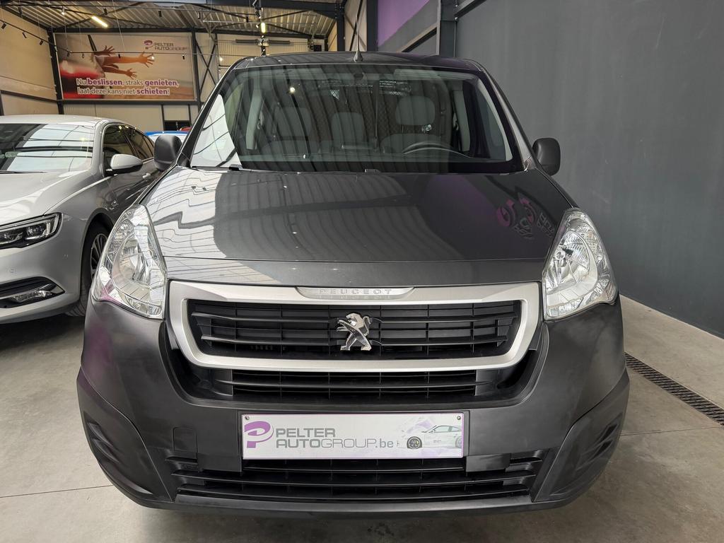 Peugeot Partner 1.6HDi Lichte Vr. GPS Camera 3-zitpl. Trekh, Auto's, 0 kg, Monovolume, 4 cilinders, 110 g/km