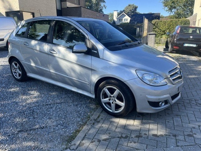 Mercedes B klasse 1.5i benzine amper 135000 km !, Euro 5, 1498 cc, Bedrijf, B-Klasse