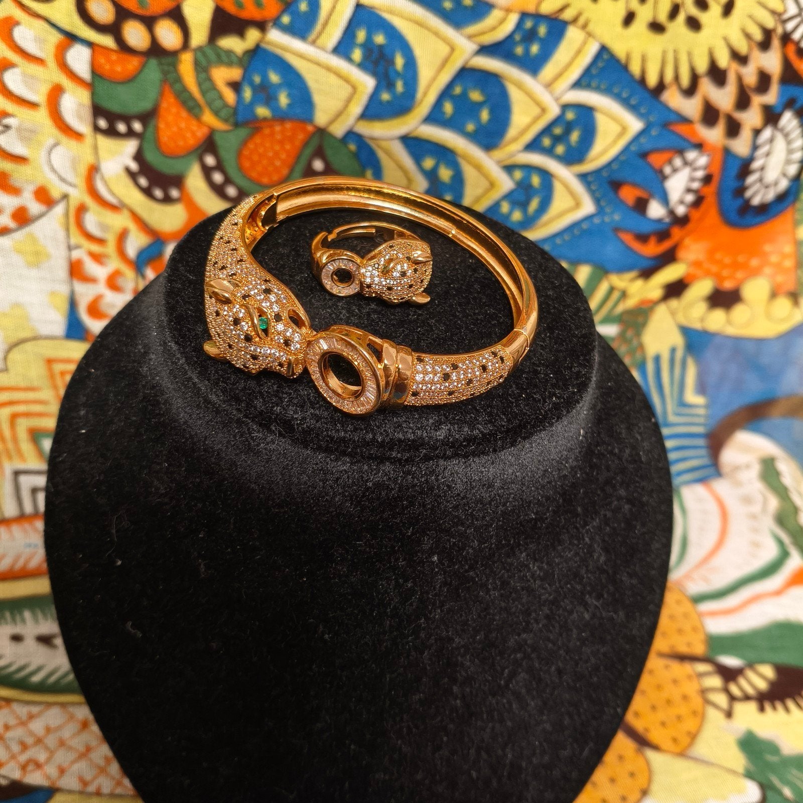 vintage armband met ring, Ophalen of Verzenden
