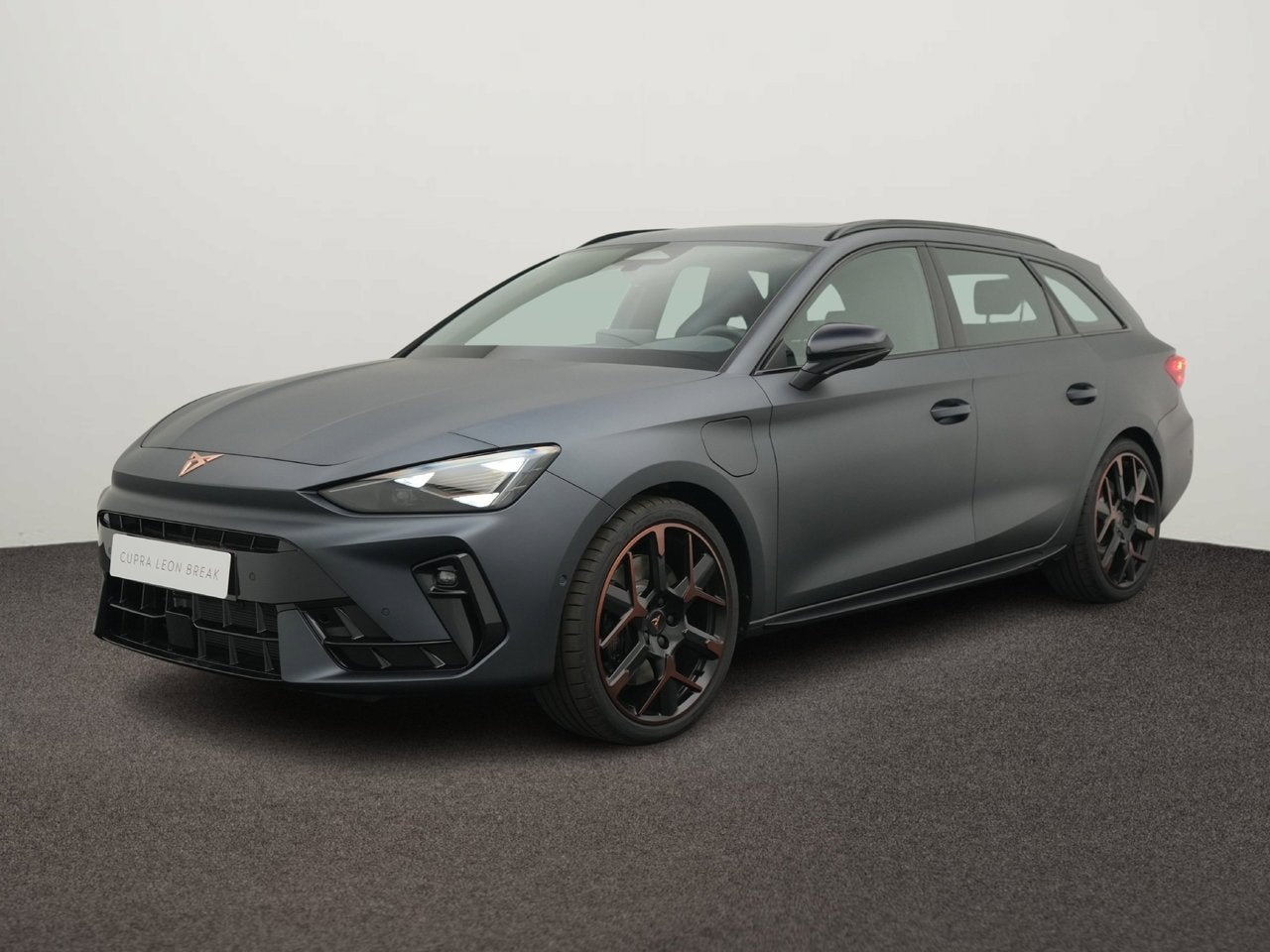 Cupra Leon ST e-Hybrid (PHEV) VZ 1.5 e-HYBRID 272pk DSG 6v P, Auto's, Automaat, Leon, Adaptive Cruise Control, Break