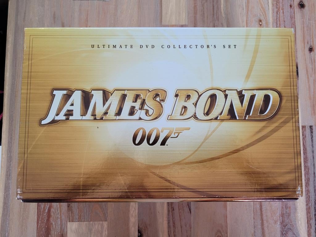 DVD box James Bond 007 ultimate collector set (21 films), Cd's en Dvd's, Ophalen of Verzenden