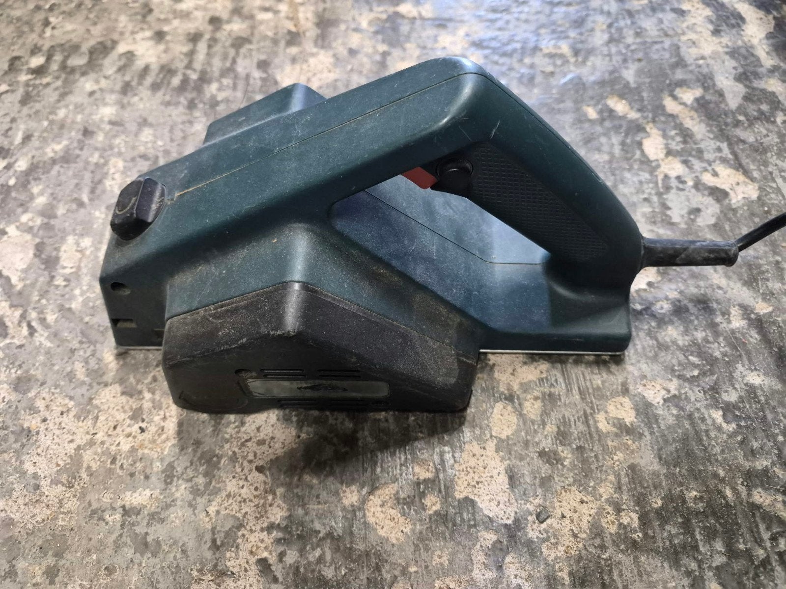 Electrische schaafmachine Black&Decker, Bricolage & Construction, Outillage | Ponceuses, Enlèvement, Utilisé, Ponceuse orbitale
