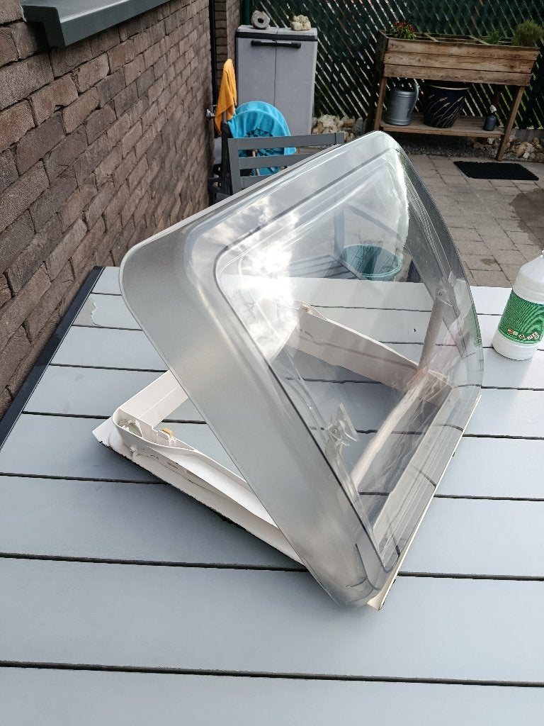 Dakluik Dometic voor camper/caravan, Caravans en Kamperen, Ophalen, Zo goed als nieuw, Dometic