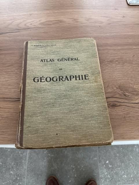Atlas général de Géographie F. Alexis Paul Dalle 1930, Boeken, Atlassen en Landkaarten, Gelezen, Paul Dalle, Overige atlassen