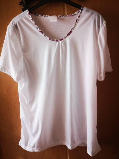 Witte t-shirt L, Kleding | Dames, T-shirts, Ophalen of Verzenden, Rood