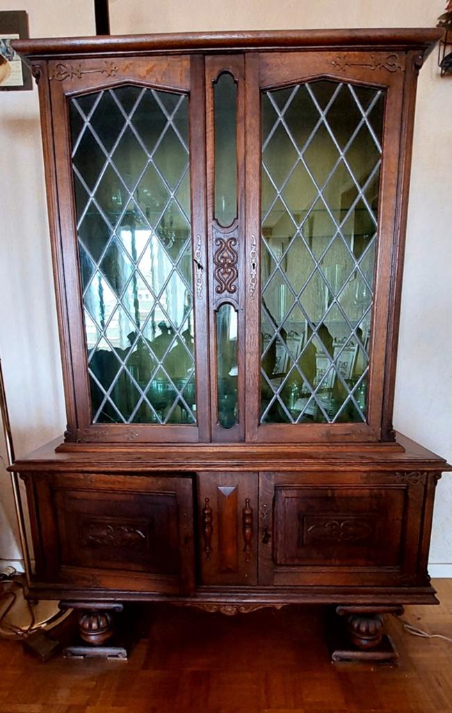 Armoire vitrine- vitrinekast, Ophalen