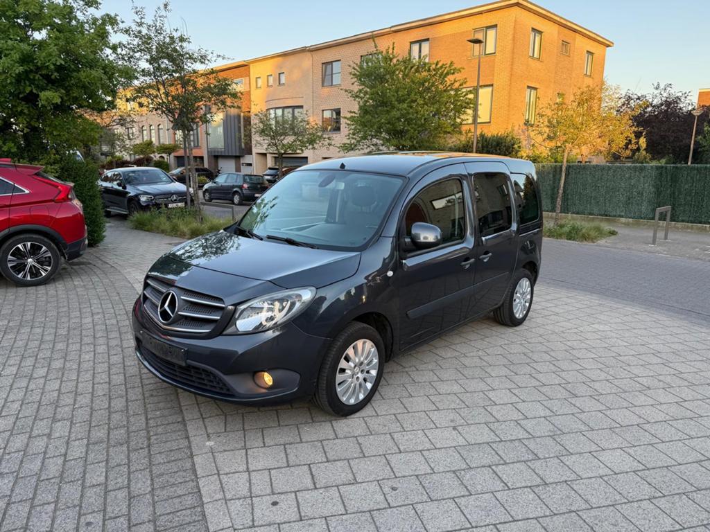 MERCEDES CITAN 1.2 BENZIN AUTOMAAT 2017 150000KM AC KEURING, Auto's, Mercedes-Benz, USB, Stof, Particulier, Citan Combi