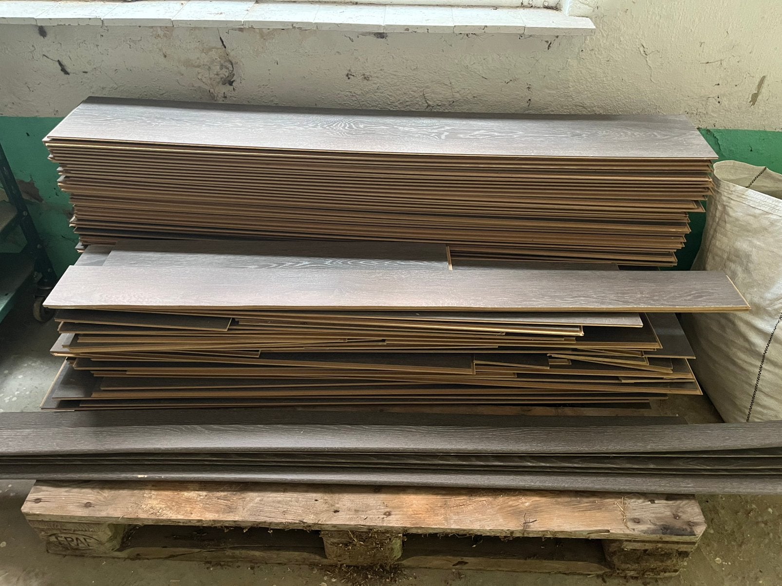 Laminaat - gratis op te halen, Ophalen, Zo goed als nieuw, 10 m² of meer, Hout