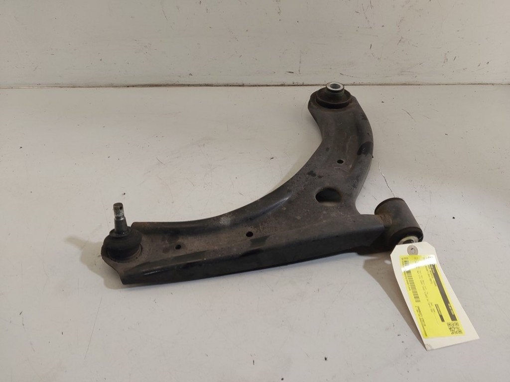DRAAGARM RECHTS VOOR Suzuki Swift (ZC / ZD) (|4520153R02|), Suzuki-Allee 7
64625  Bensheim, DE, Gebruikt, Suzuki Deutschland GmbH
