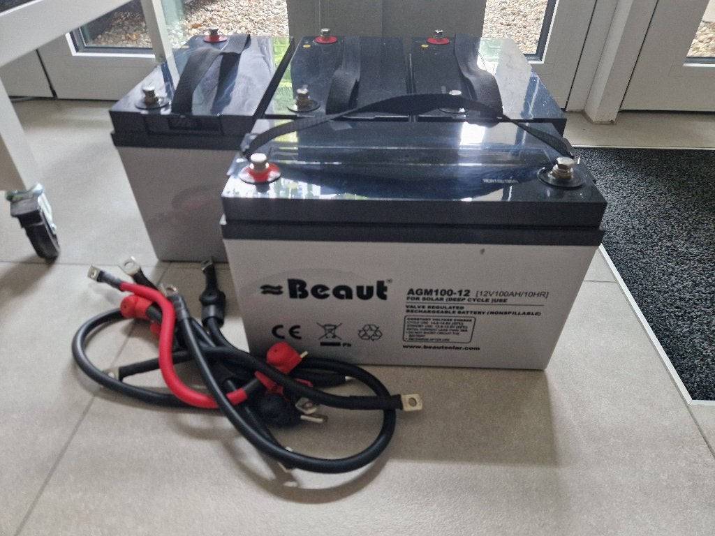 Beaut AGM 100Ah 12V zonnebatterij/camper accu, Auto-onderdelen, Accu's en Toebehoren, Ophalen, Gebruikt