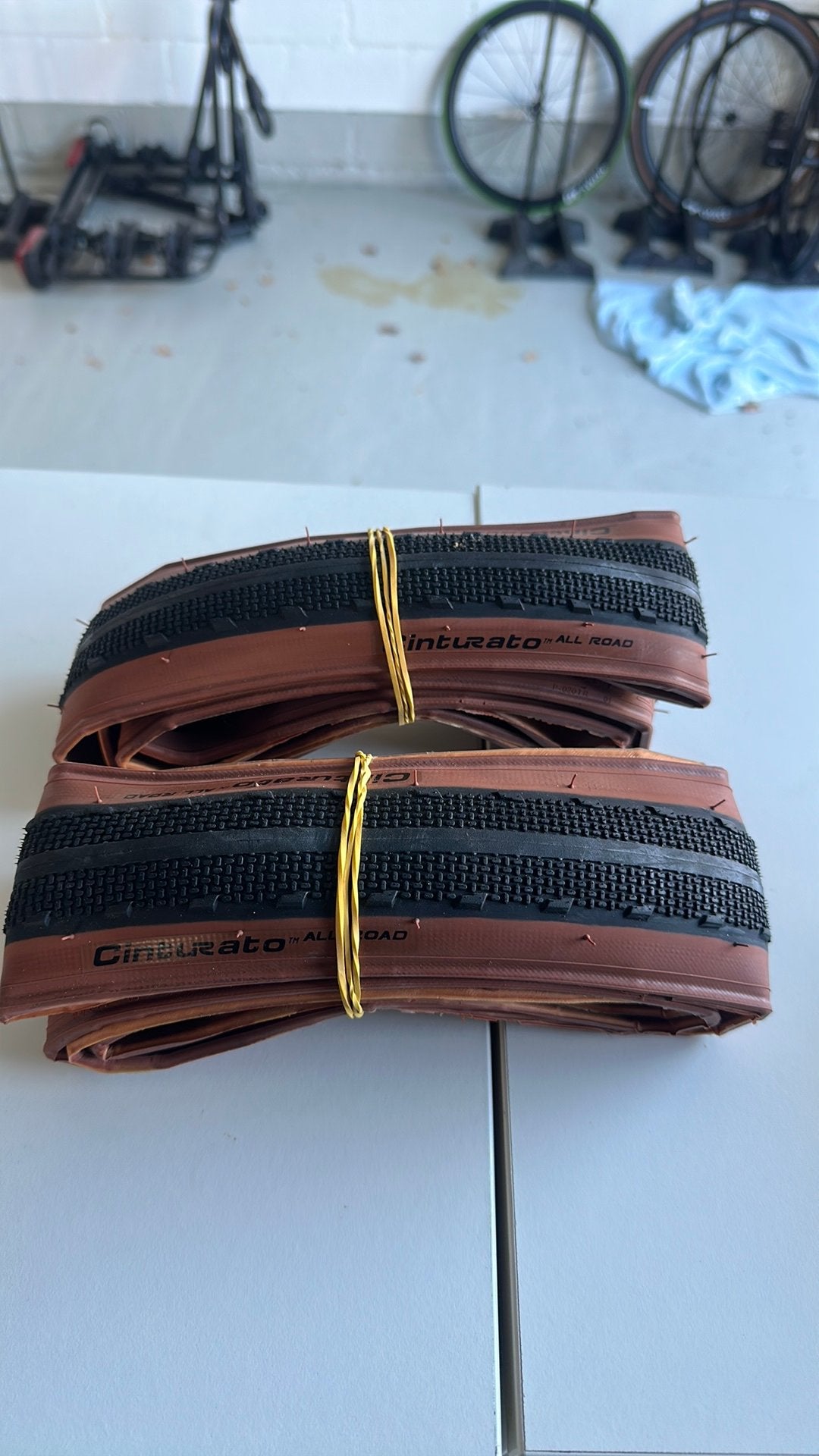 2x Pirelli Cinturato All Road Tubeless band - 35-622, Fietsen en Brommers, Ophalen of Verzenden, Nieuw, Overige merken
